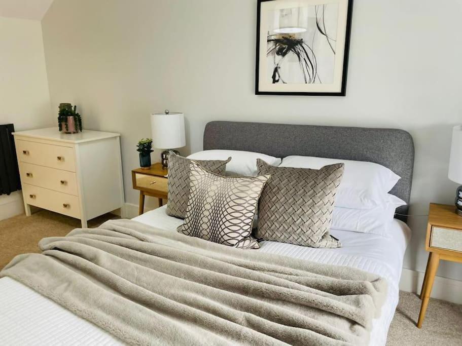 Charming Cottage Close To M4 Bridgend Bridgend  Eksteriør bilde
